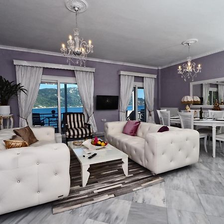 Villa Euphoria Apts Афіон Екстер'єр фото
